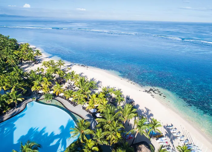 Victoria Beachcomber Resort & Spa