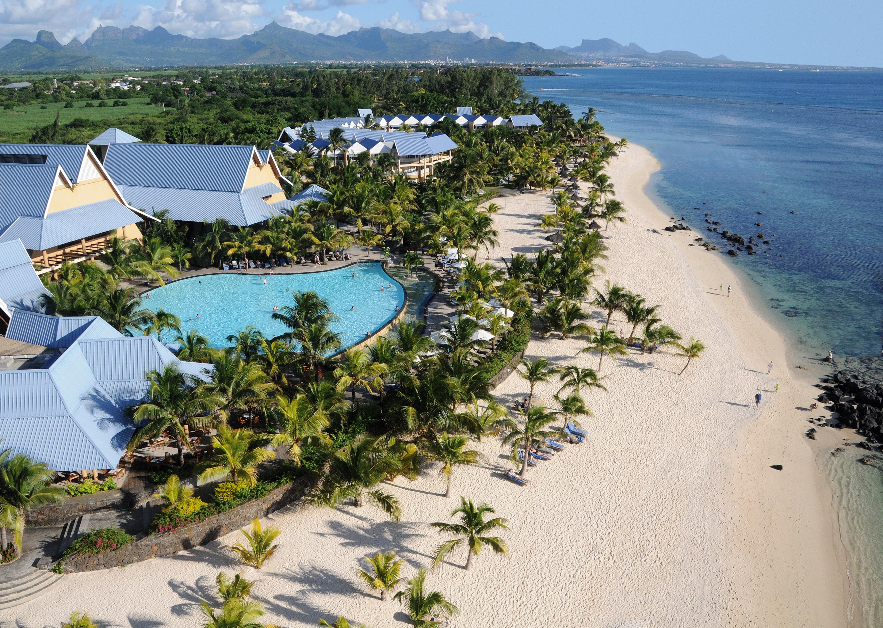 Victoria Beachcomber & 4* Pointe aux Piments