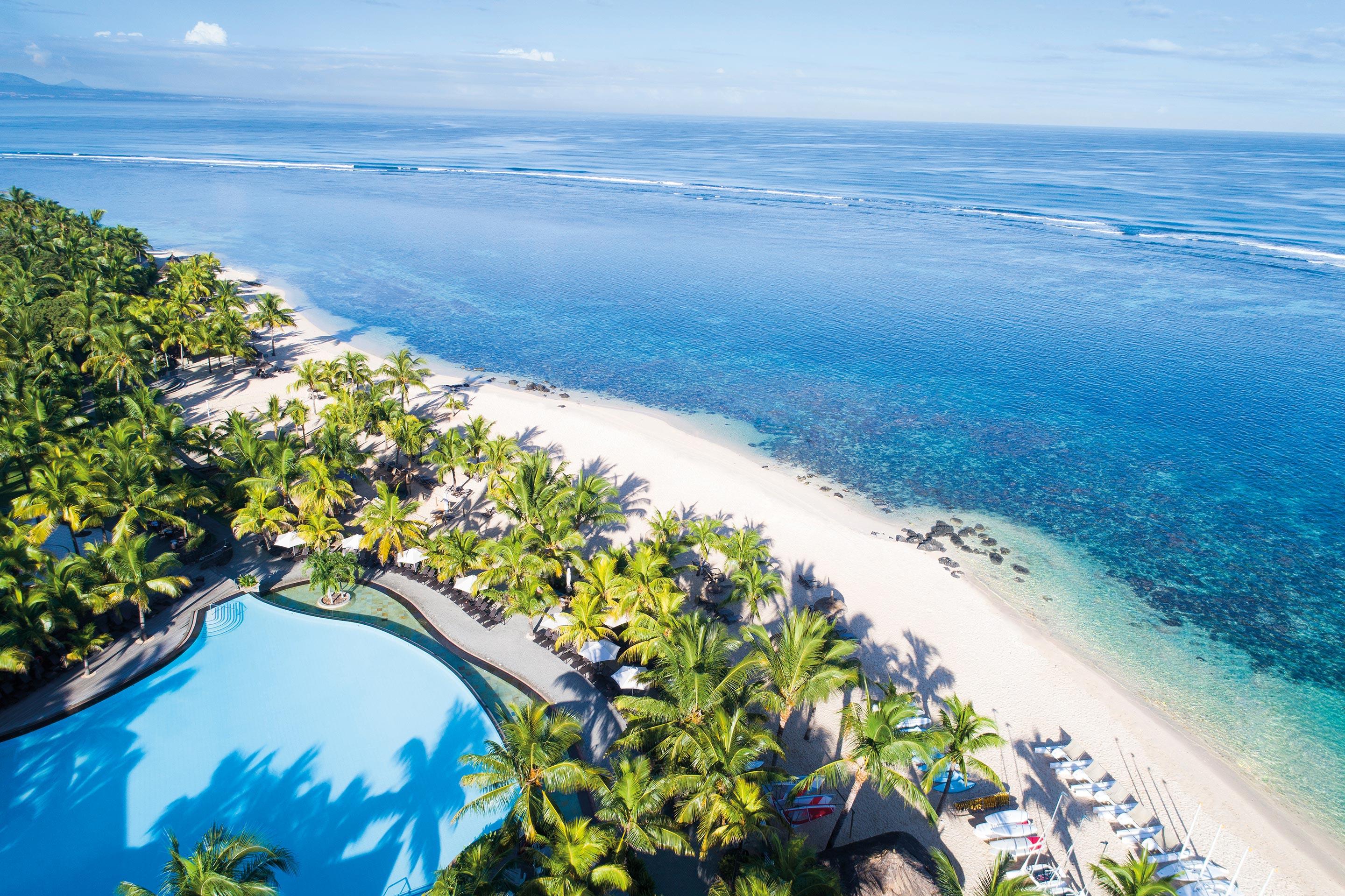 Victoria Beachcomber & Hotel Pointe aux Piments