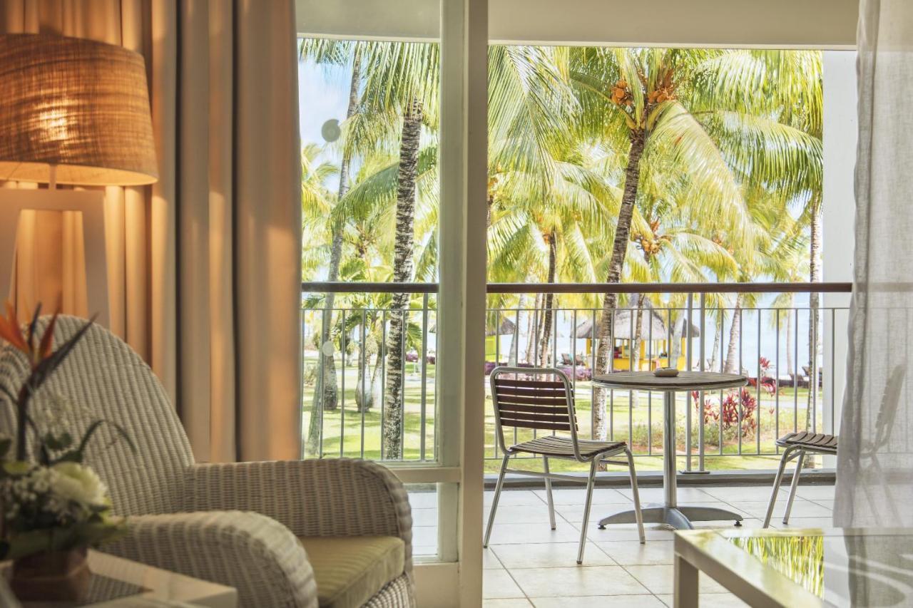 Victoria Beachcomber & Hotel