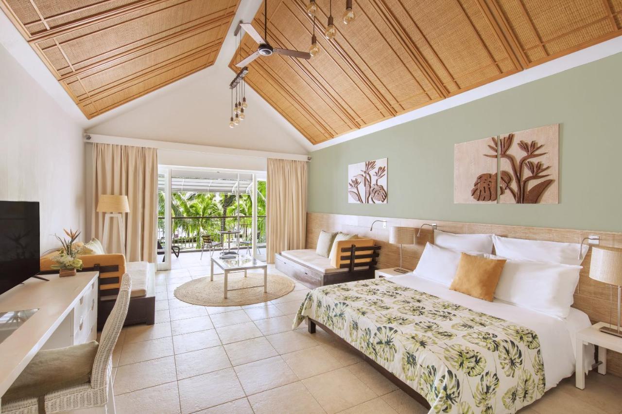Victoria Beachcomber & Hotel Pointe aux Piments